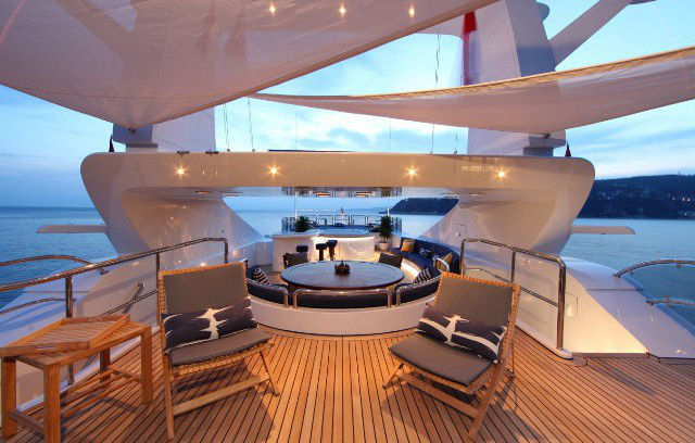 Mega Yachting Benetti 50 Mt