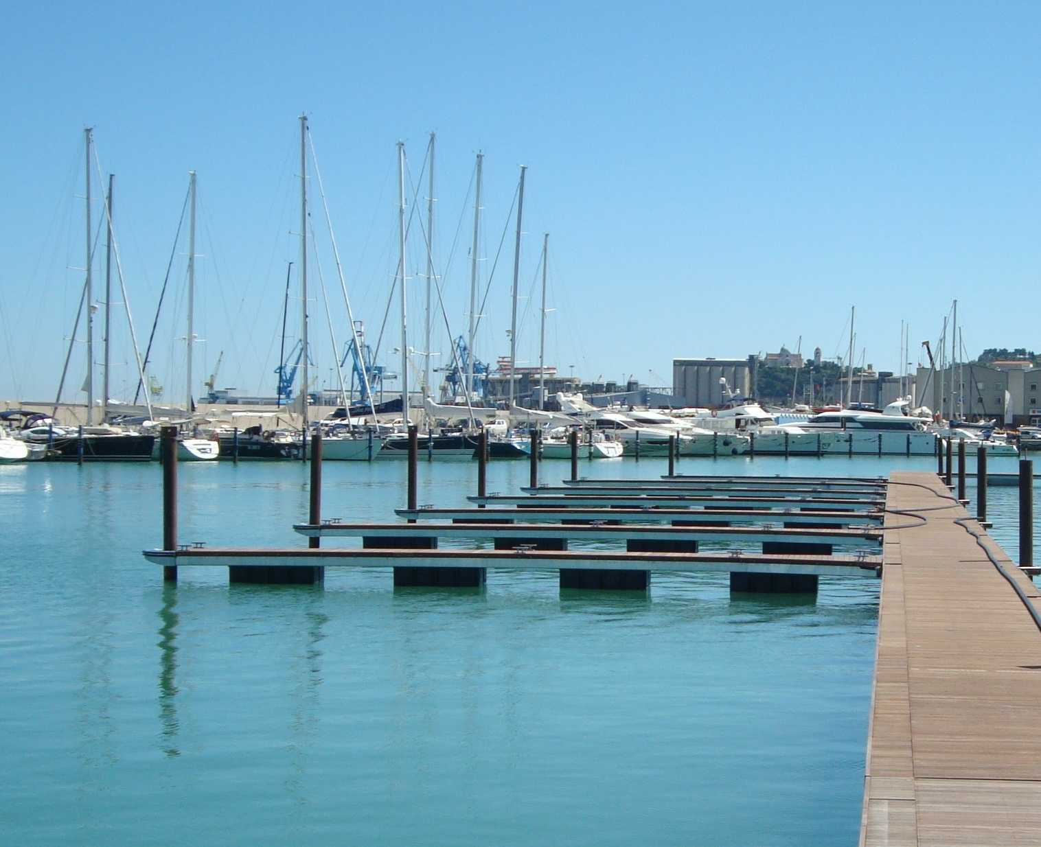 Bootsliegeplatz für Segelboot/ Katamaran in Italien