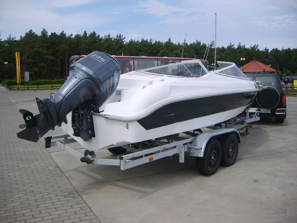 BL 2063 Bowrider10