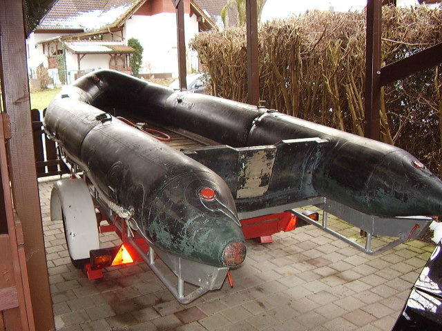 Schlauchboot 4,2x1,8 m bis ca.50 ps Motore