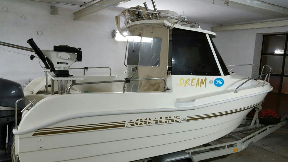 TROLLING BOOT AQUALINE 540