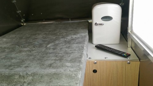 Kühlschrank Für Wohnwagen : Wohnwagen für fahrrad dvbt tv kühlschrank led fb Kühlschrank Für Wohnwagen : Wohnwagen für fahrrad dvbt tv kühlschrank led fb