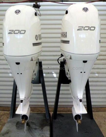 Used-Pair-Yamaha-200hp-4-stroke-Outboard-Motor