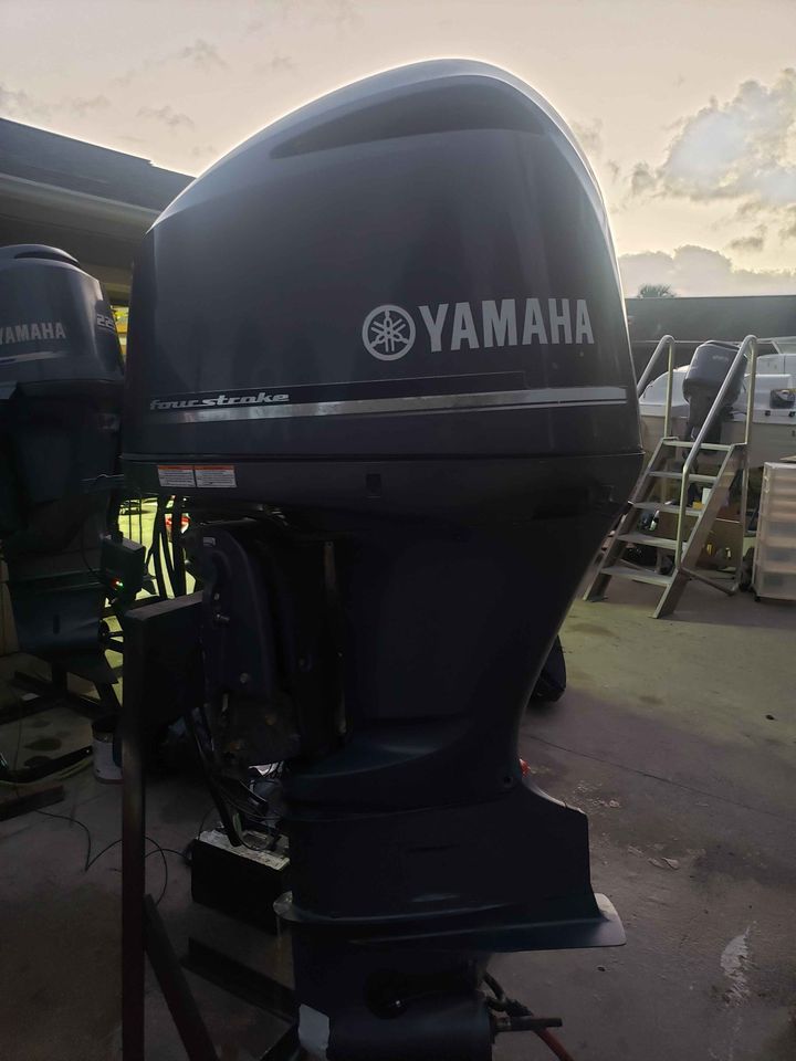 Yamaha 300 hp 54